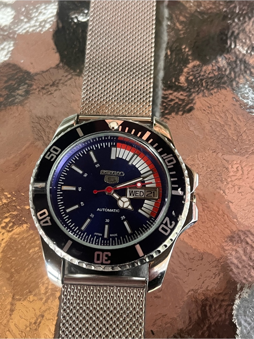 Seiko 5 Automatic Gents Watch - Picture 2 of 8